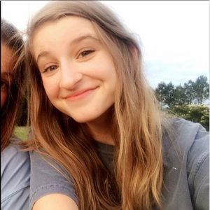 Meet your Posher, Joanna